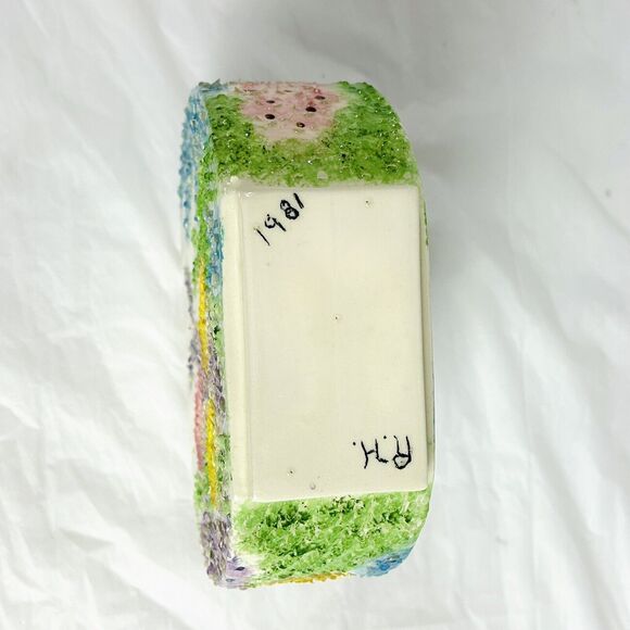 Vintage 1981 Handmade Studio Pottery Round Flat Vase Bottle 6” Textured Floral - Picture 5 of 5